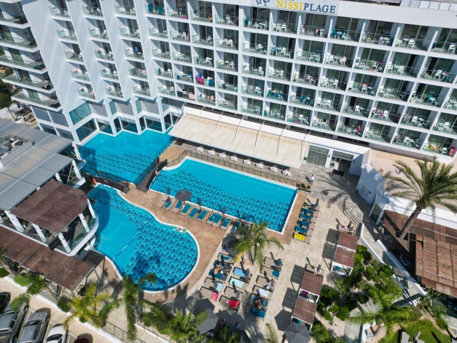 Vassos Nissi & 4* Ajia Napa
